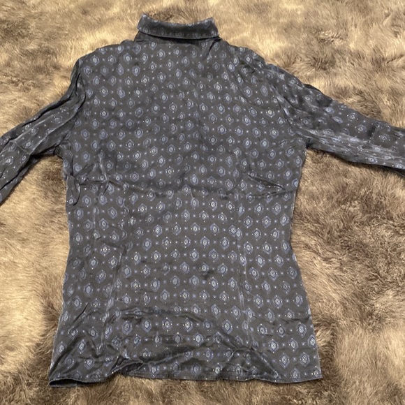 Silk Shirt - Picture 6 of 6